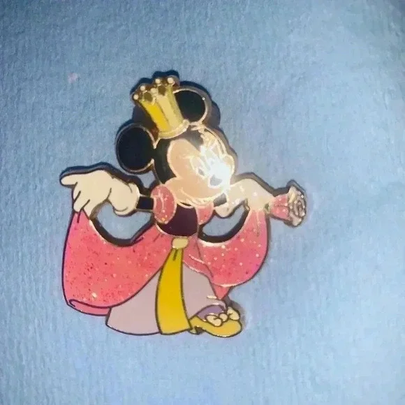 Lot of 3 official  Disney  collectible pins, Minnie Mouse Tinker Bell, pokemon - Picture 10 of 11